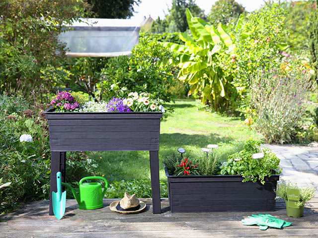 Balcony Raised Bed Planter 1