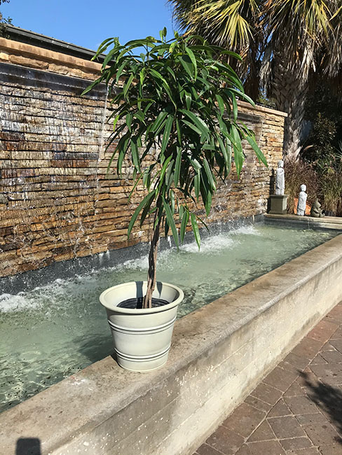 Round Sandstone Planters