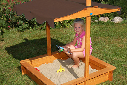 exaco maxi sandbox with protective canopy