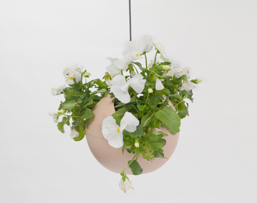 euro hanging planter blush