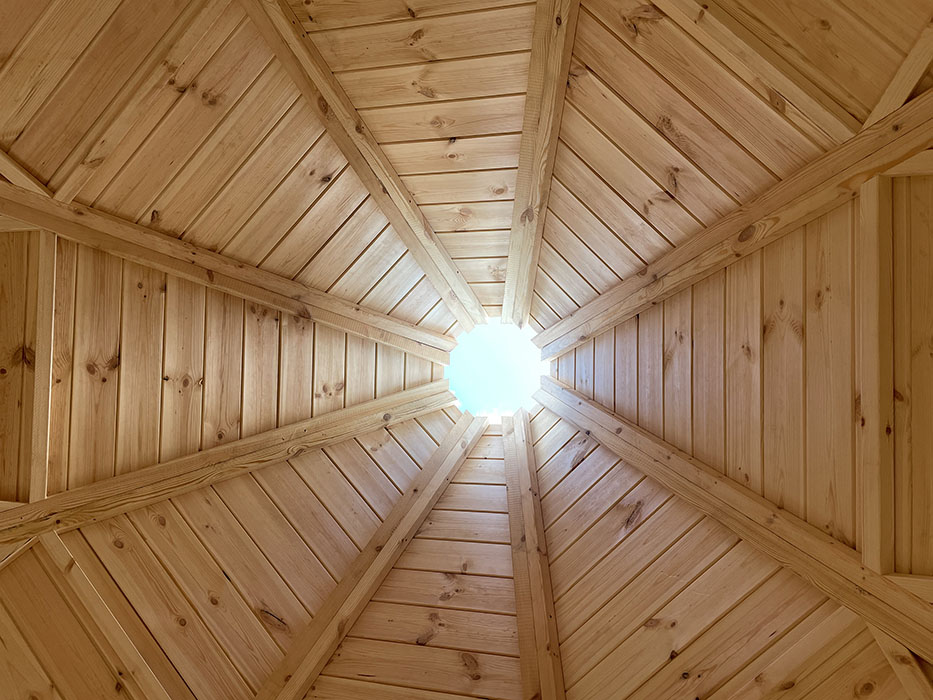 Hunter's Cabin interior