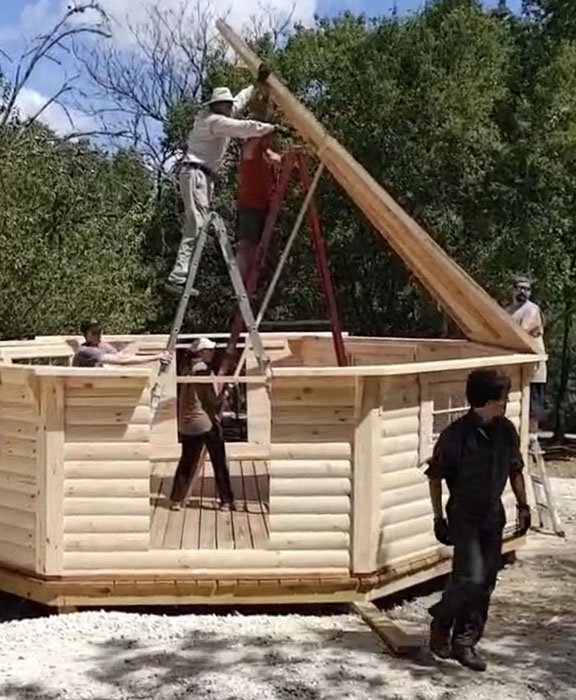 Hunter's Cabin assembly process