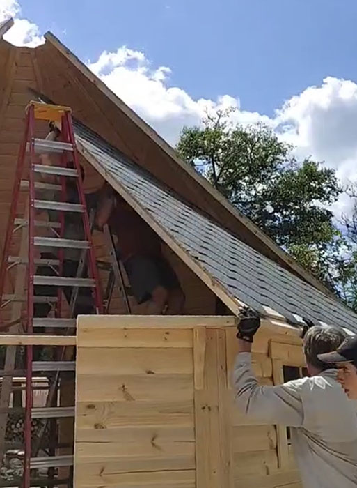 Hunter's Cabin assembly process