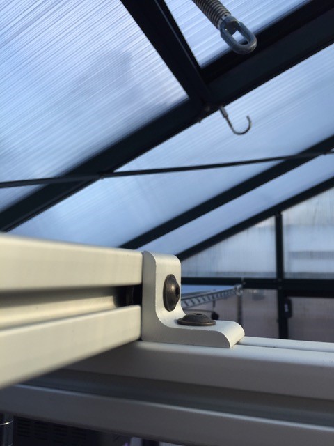 80/20 aluminum t-slot system in greenhouse