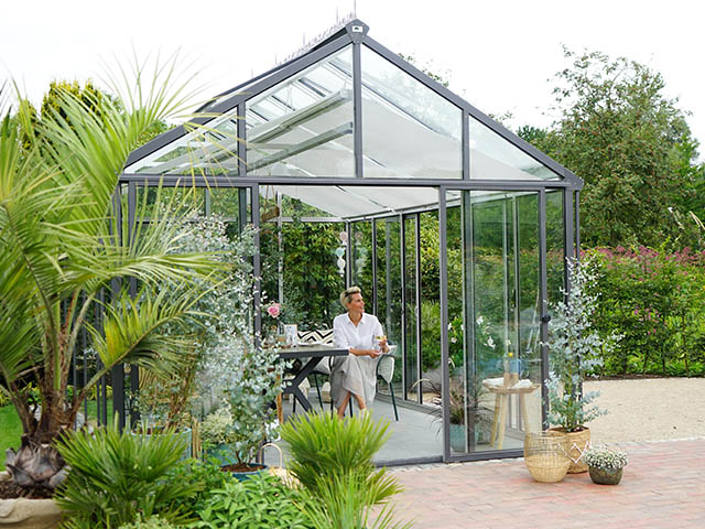 Livingten Greenhouse 4