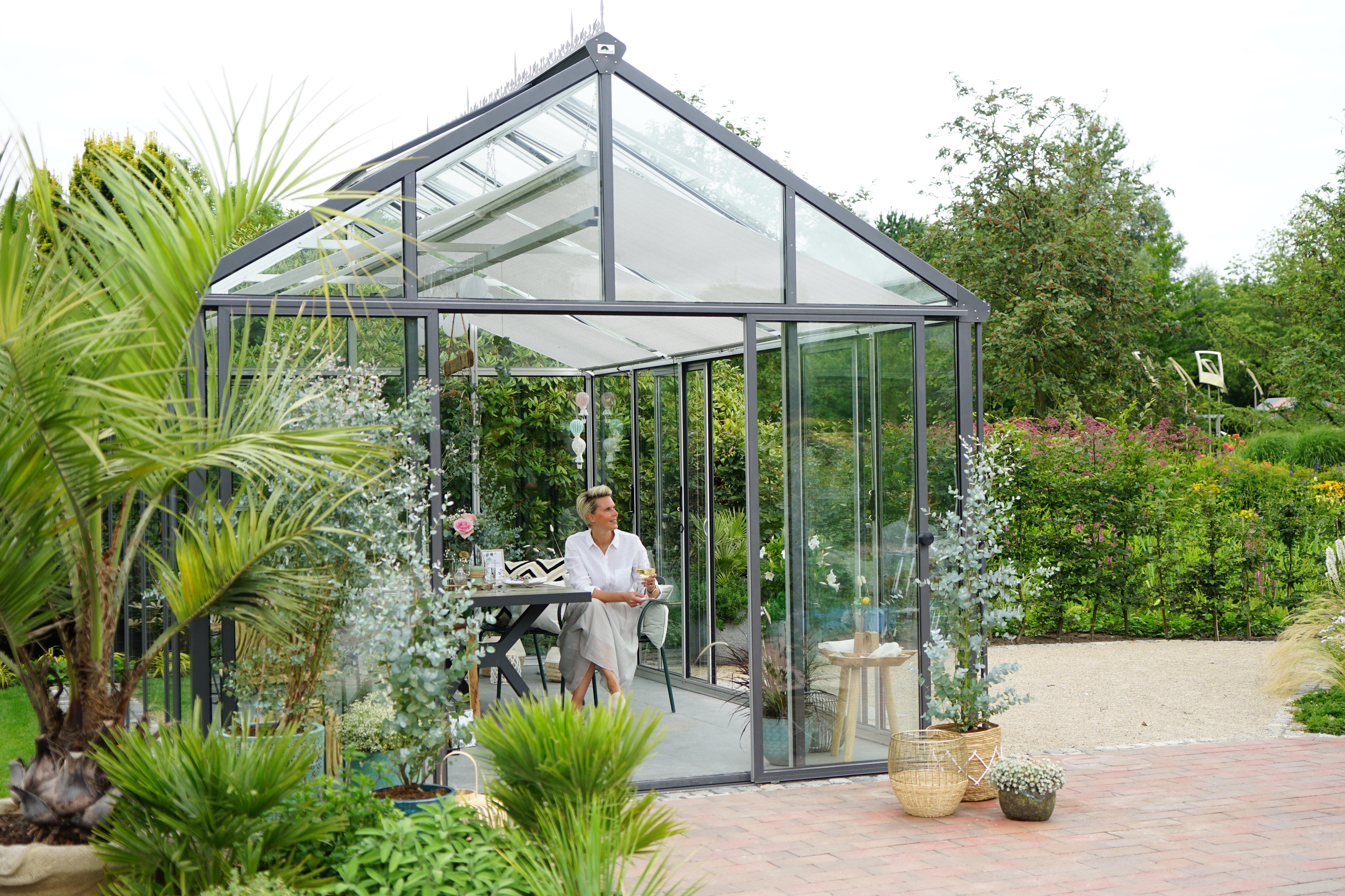 Livingten Greenhouse 4