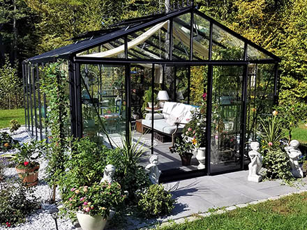 vi46 greenhouse from Ron and Lauri P.