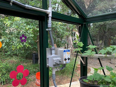 10 customer installation victorian greenhouse vi34