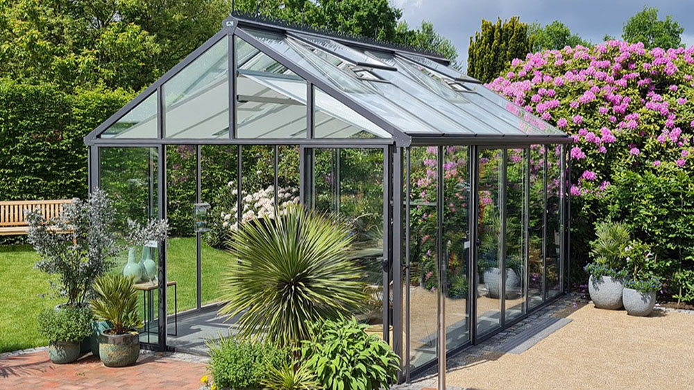 insulated linvingten greenhouse