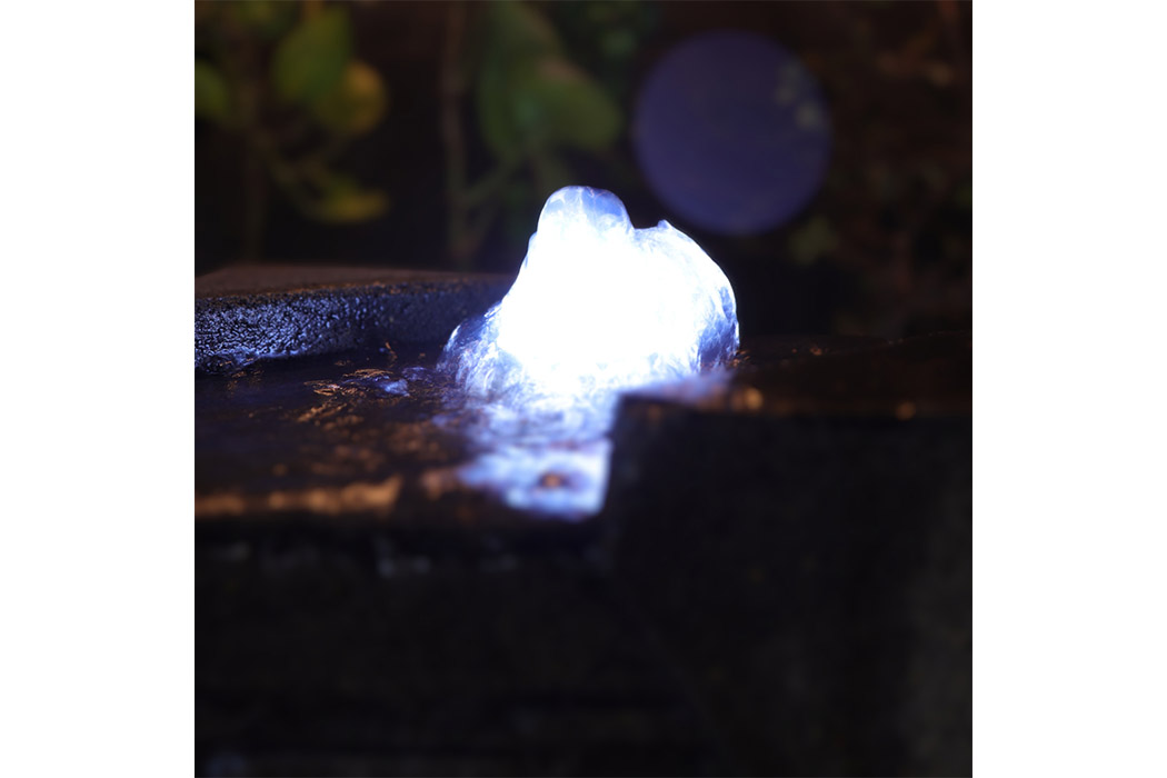 ying yang fountain